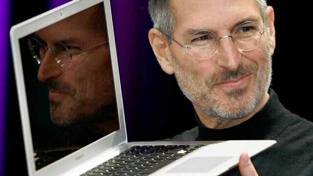 Author reveals front and back cover of official Steve Jobs biography