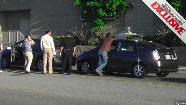 It figures: A Human driver crashes Google’s robot controlled car