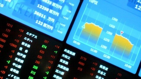 Social stockmarket Empire Avenue follows Klout, tracks Foursquare and Instagram influence