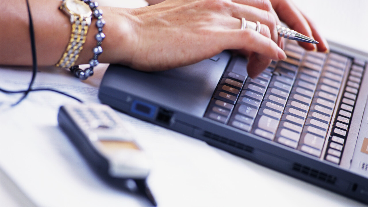 Microsoft continues China push as MSN partners with Renren on instant messaging