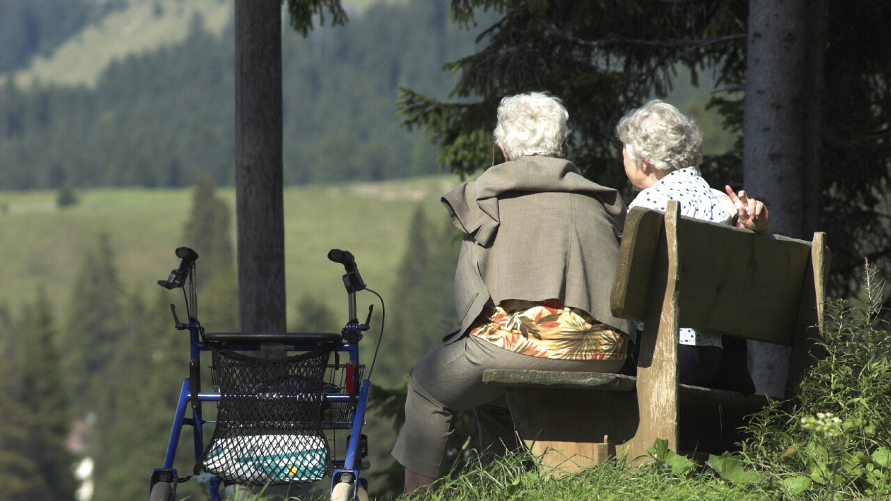 GPS Shoes now available for Alzheimer’s Patients