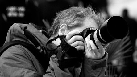 Want to know more about selling photos online? Here is our beginner’s guide on how to sell your photos on the Internet