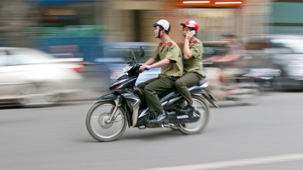 Rising costs of living not stopping the Vietnamese from buying the latest smartphones