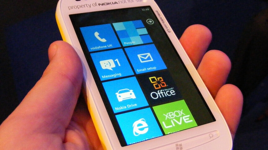 Facebook app for WP7 set to receive much needed refresh