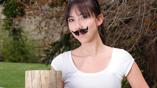 Viddy wants to raise money to beat cancer during #Movember