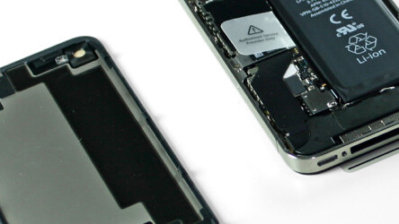 iPhone 4S teardown: 512MB of RAM, bigger 5.3 WHr battery and an upgraded vibrator