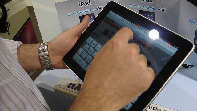ZURB launches Axe –  an iPad web app to help you annotate designs