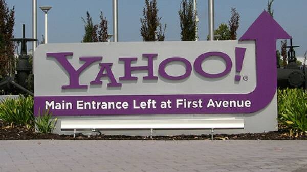 Microsoft reportedly considering a bid to acquire Yahoo