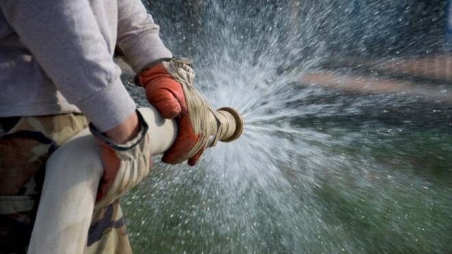 Mass Relevance gets Twitter Firehose access, can re-syndicate 1.5 bn tweets weekly
