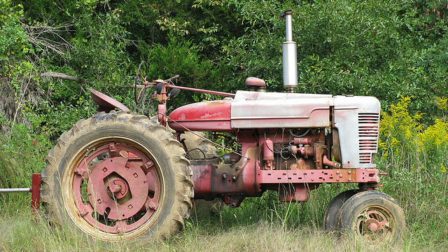 Jobs Tractor checks Twitter for developer jobs so you don’t have to