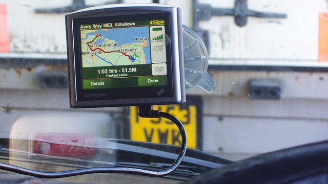 TomTom users share 5 trillion pieces of traffic data, map every road 3,000 times