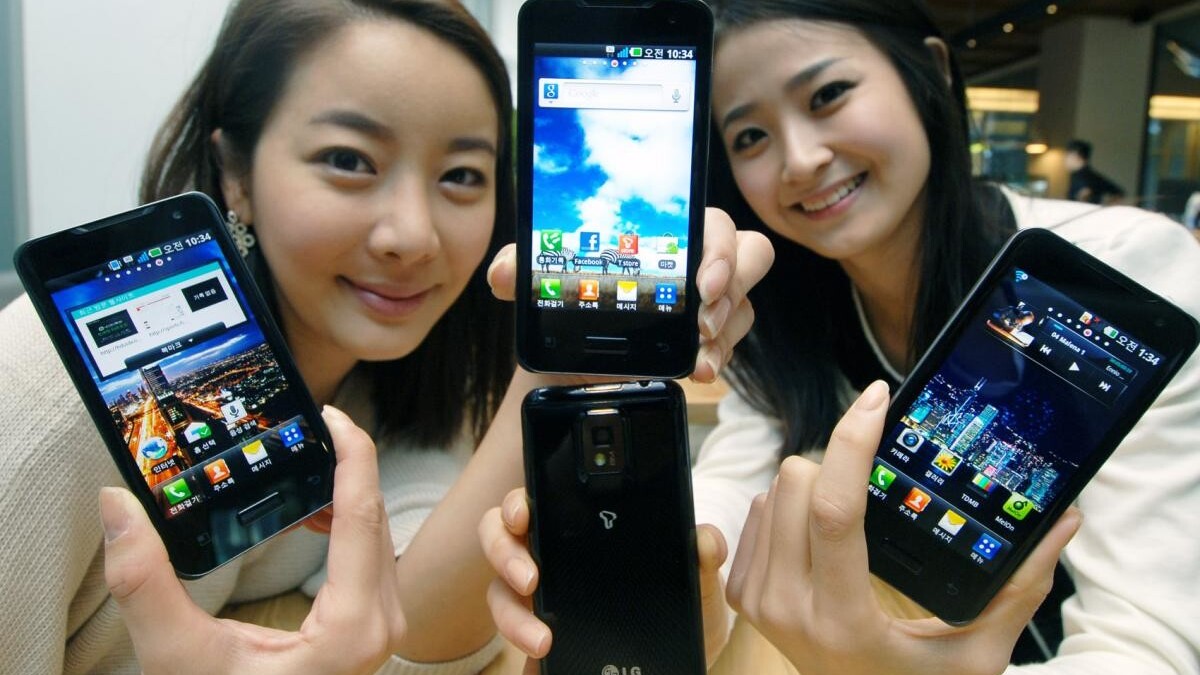 LG confirms Ice Cream Sandwich update for latest Optimus smartphones