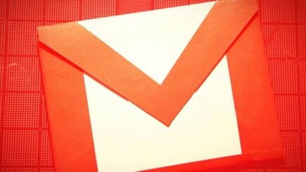Gmail for iOS Returns to the App Store – Notifications Work, But No New Features