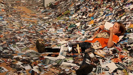 This is what a gallery full of 24 hours worth of Flickr photos looks like