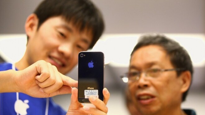 Apple tipped to launch 8GB iPhone 4 in China this month, iPhone 4S by year end