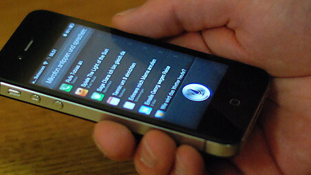 Create your own fake Siri conversations with iFakeSiri
