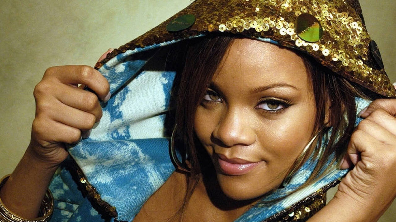 Wanna shop like Rihanna? Topdust is a soon-to-launch pop music shopping site