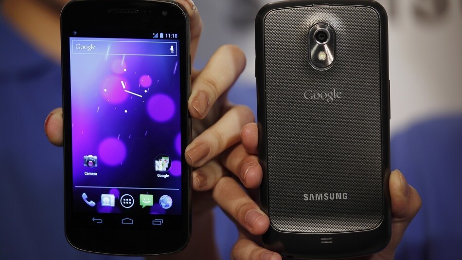 Google gives out customised Galaxy Nexus handsets to employees for Christmas