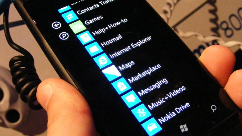 Nokia reportedly pushing a 4G LTE Lumia 800 to both Verizon and AT&T