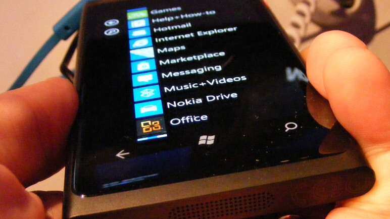 Swisscom confirms the Nokia Lumia 900, claims to have it in stock Feb. 2012