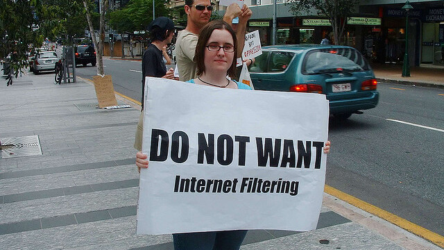 ‘I Work For The Internet’ brings the web’s finest together to stop SOPA