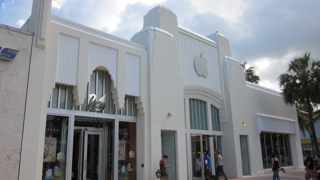 Miami Beach Apple Store Build-Out Stalled