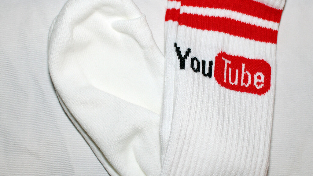YouTube Slam pits videos against each other and lets you pick the best