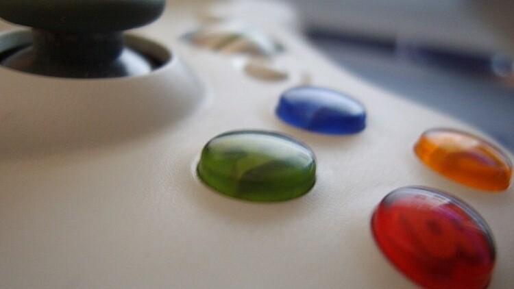 Microsoft France tosses ice water on the idea of a new Xbox in 2012