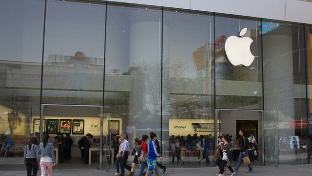 Apple facing $1.88 million lawsuit in China over sales of illegal book downloads
