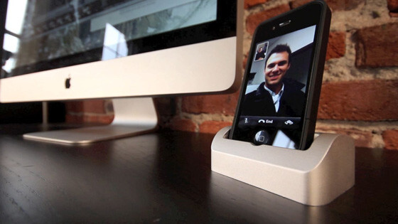 The Elevation Dock for iPhone blows away Apple’s crap options