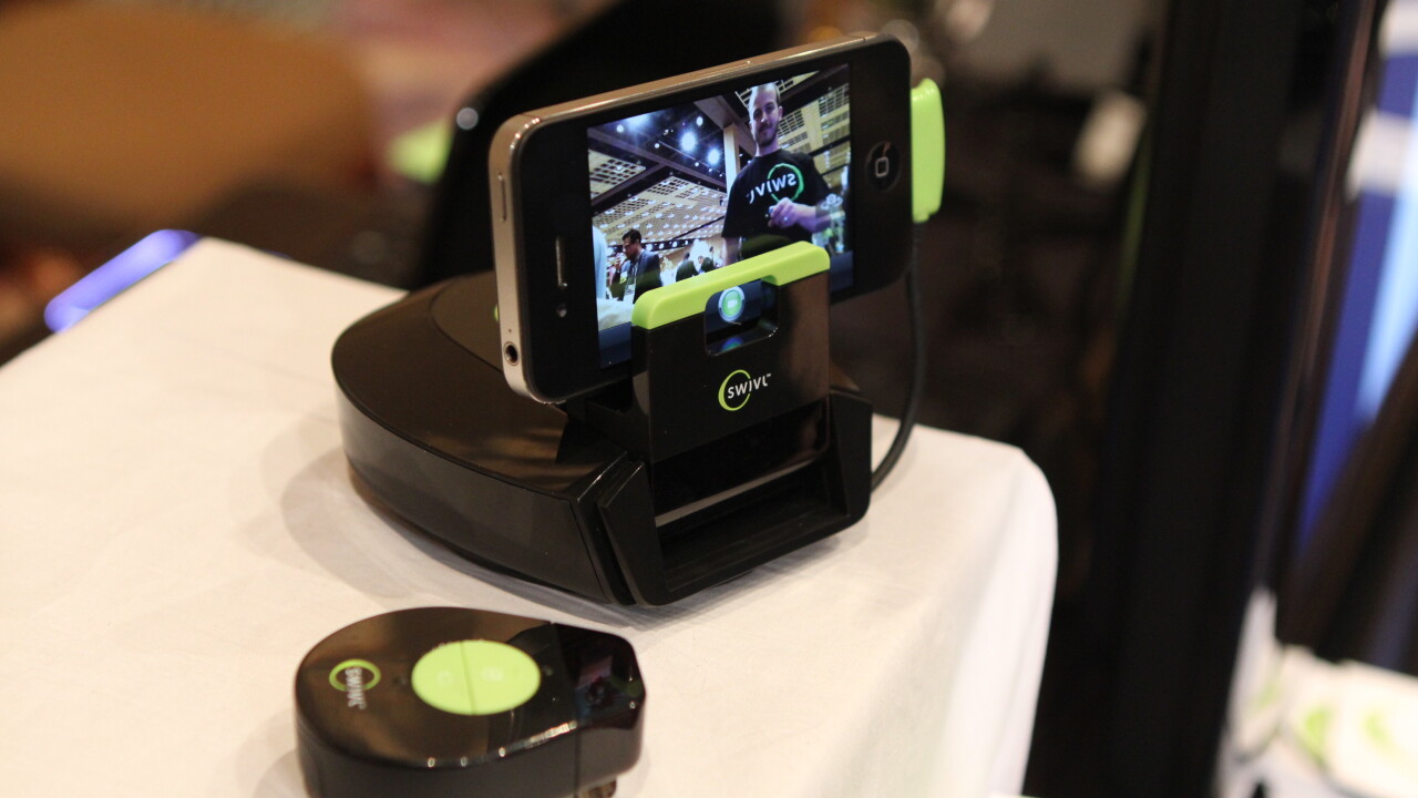 The Swivl auto-tracking camera mount for iPhone is here, and it sure is sweet [Video]