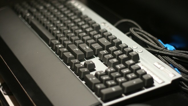 CES 2012: Corsair’s Vengeance series gaming keyboards are loaded with awesome