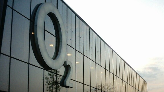 UK mobile operator O2 exceeds its daily tweet allowance responding to customer concerns