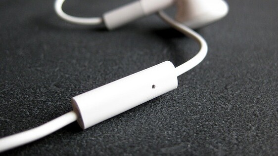 Apple used 349M microphones for iDevices in 2011, becoming world’s #1 buyer