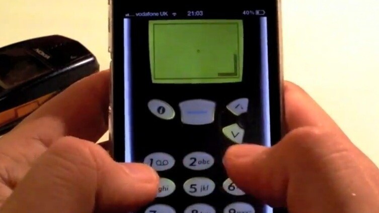 Here's How to Play Snake '97 on Your Smartphone