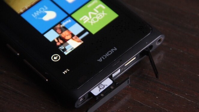 The $899 Lumia 800 bundle is now on sale, but only at Microsoft’s Stores