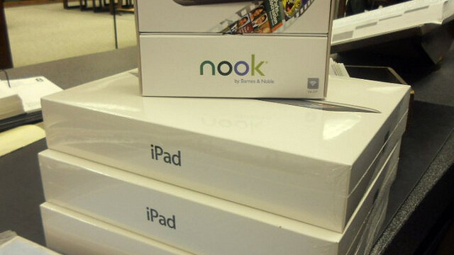 Barnes & Noble launches 8GB Nook Tablet for $199, goes toe-to-toe with Amazon