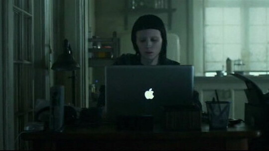 In 2011, Apple products appeared in over 40% of No.1 US Box Office films