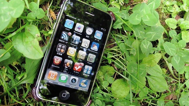 Apple requires iPhone developers to submit Retina screenshots, may herald end of 3GS era