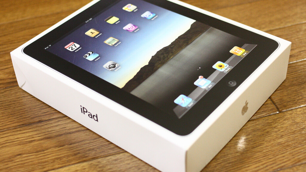 Reports from China claim Apple has started shipping the ‘iPad 3’ to the US