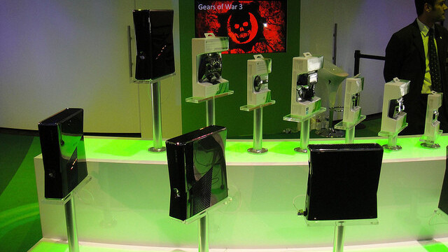 Microsoft’s next-gen Xbox will reportedly drop disc drives, launching in 2013