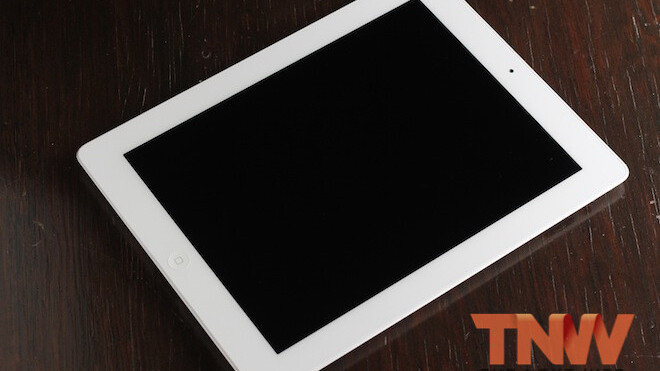 A photographic look at the new iPad’s warmer Retina display, increased size and tweaked shape