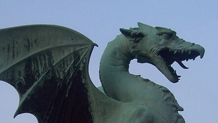 Dragon dictation and search launch Arabic voice recognition apps in Saudi Arabia