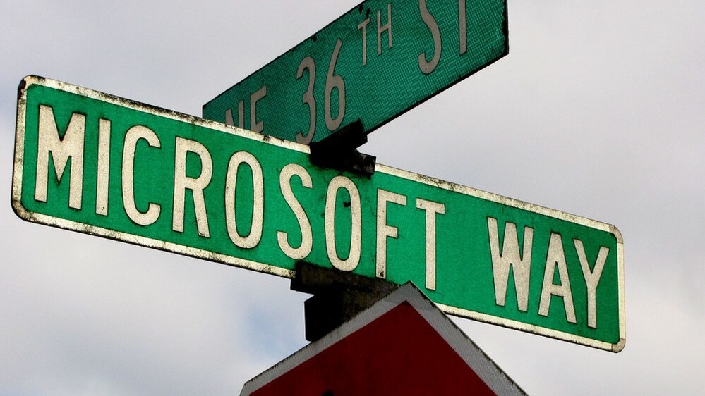 This Week in Microsoft: SkyDrive, Bing, and Windows 8