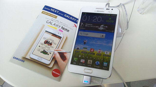 Samsung finally shows off the Galaxy Note’s Draw Something capabilities, we wonder what took it so long