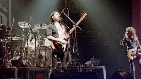 Woman gets knocked up at a Motörhead gig and seeks the father with ‘classy’ Craigslist ad