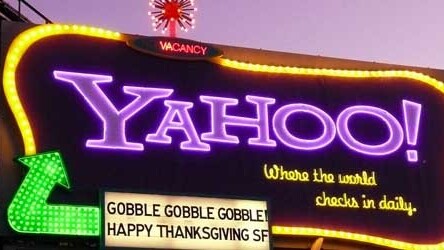 Yahoo confirms 2000 job cuts, hopes to save $375m a year as a result