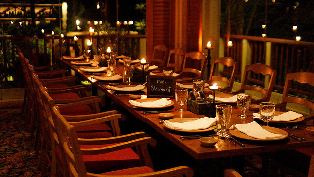 Foursquare partners with OpenTable to make reservations at hot venues