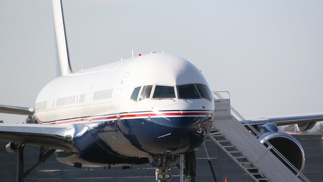 US Senator investigates Google, NASA over use of private airfield for company jets