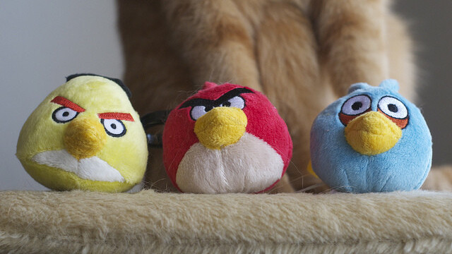Rovio now lets Angry Birds players embed levels on Facebook and websites with ‘Share & Play’